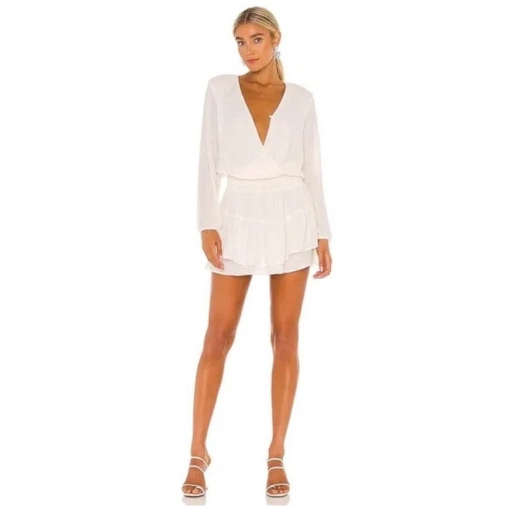 Krisa Elegant white mini dress
